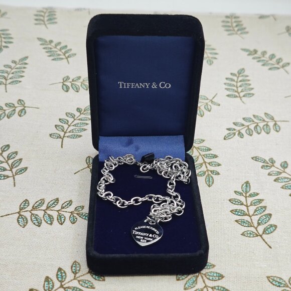 Return to Tiffany Sterling Silver Charm Bracelet - Picture 2 of 6